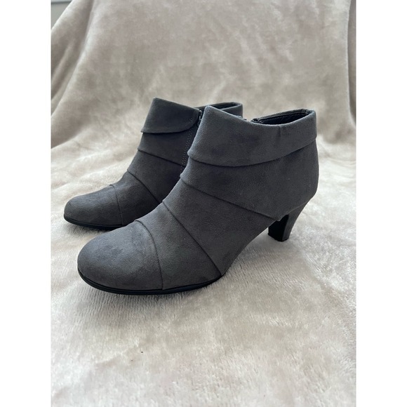 AEROSOLES Shoes - New Aerosoles Faux Suede Booties Boots Grey Size 6.5